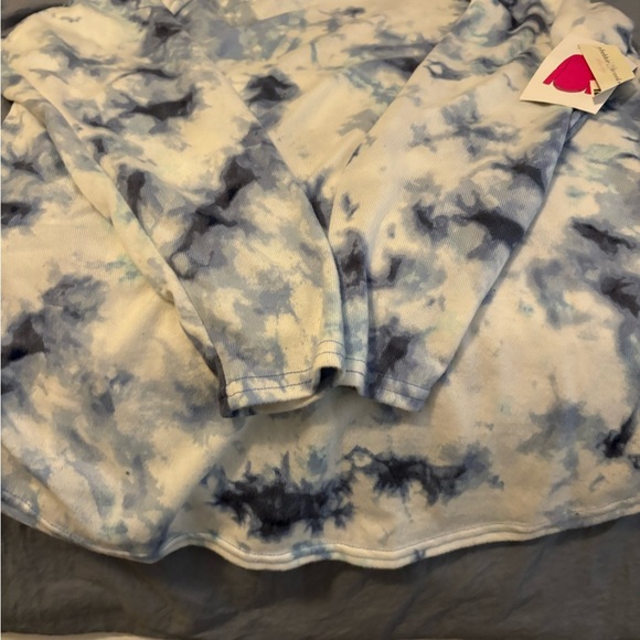 bobbie brooks sweater Plus Size Women’s 1X Tie-dye Blue/White NEW TAGS Comfy - Picture 4 of 12